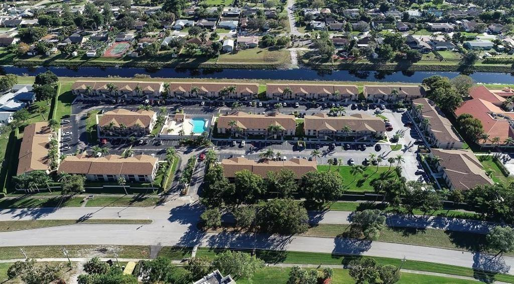 9466 Boca Cove Circle, Unit 305 Boca Raton, FL 33428 - Photo 8 of 18 Photo 8