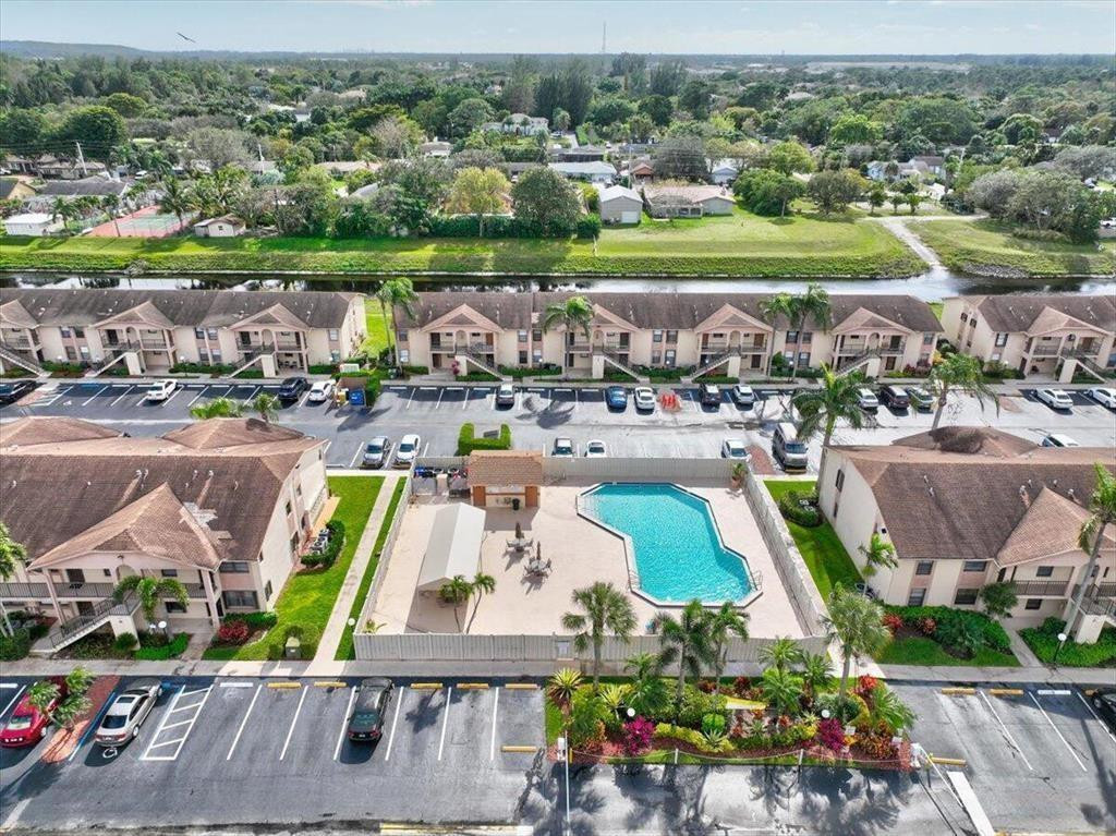 9466 Boca Cove Circle, Unit 305 Boca Raton, FL 33428 - Photo 9 of 18 Photo 9