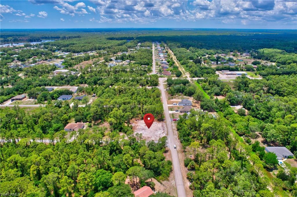 2123 Jefferson Avenue Alva, FL 33920 - Photo 13 of 20 an aerial view of residential houses with outdoor space and seating