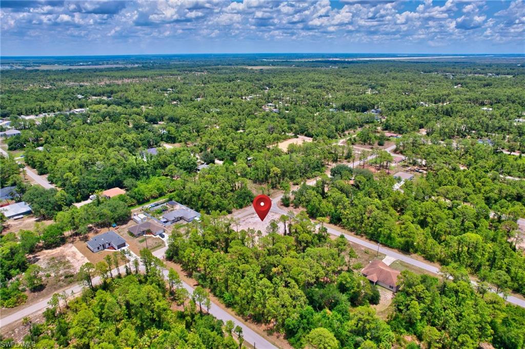 2123 Jefferson Avenue Alva, FL 33920 - Photo 17 of 20 a view of a yard