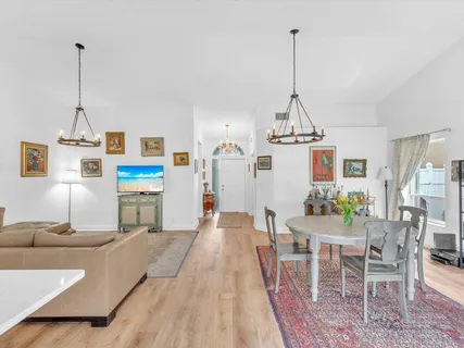 $715,000 | 1097 Roble Way, Palm Beach Gardens, FL 33410