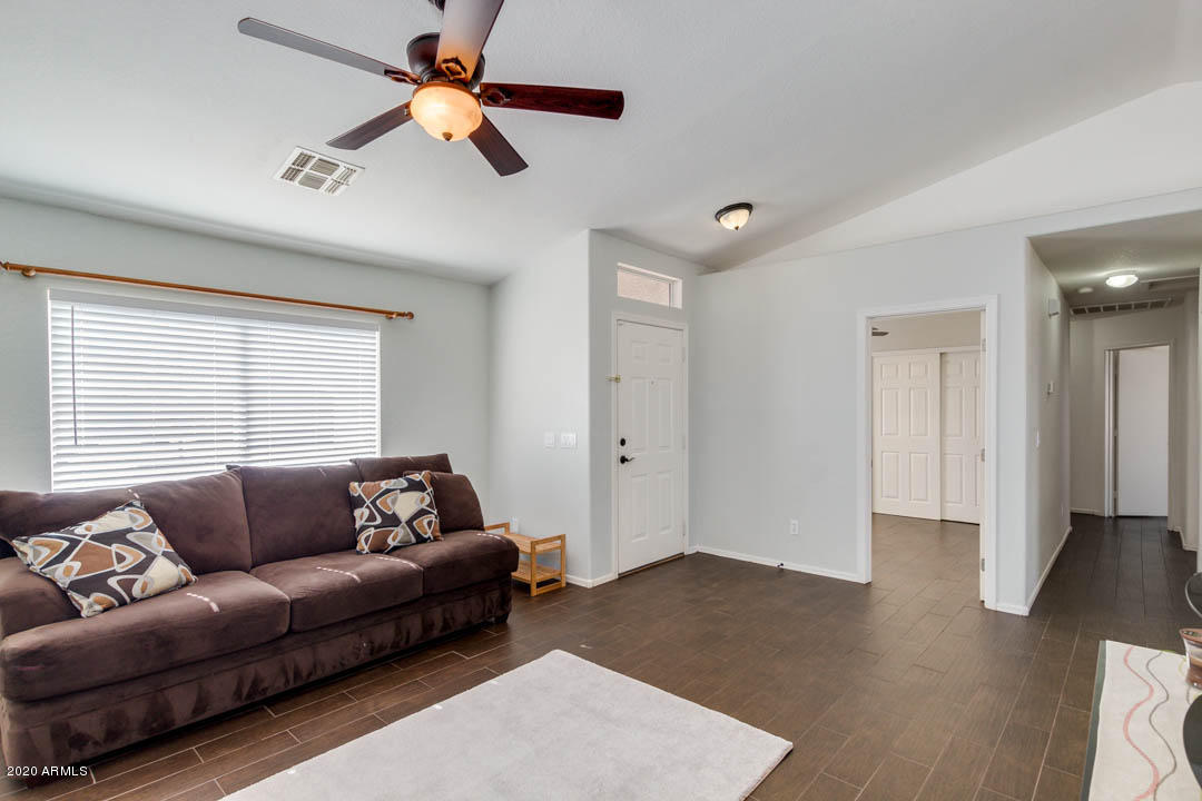 741 South Del Rancho Mesa, AZ 85208 - Photo 4 of 36 06-Del Rancho