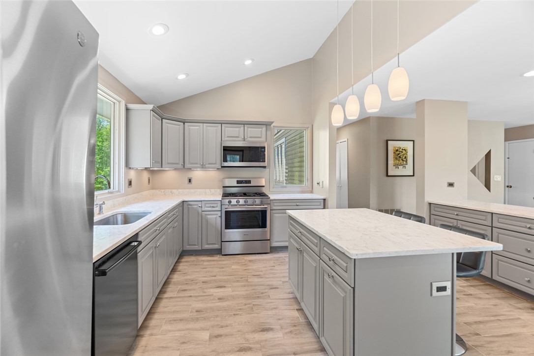 241 Perryville Road Rehoboth, MA 02769 - Photo 15 of 36