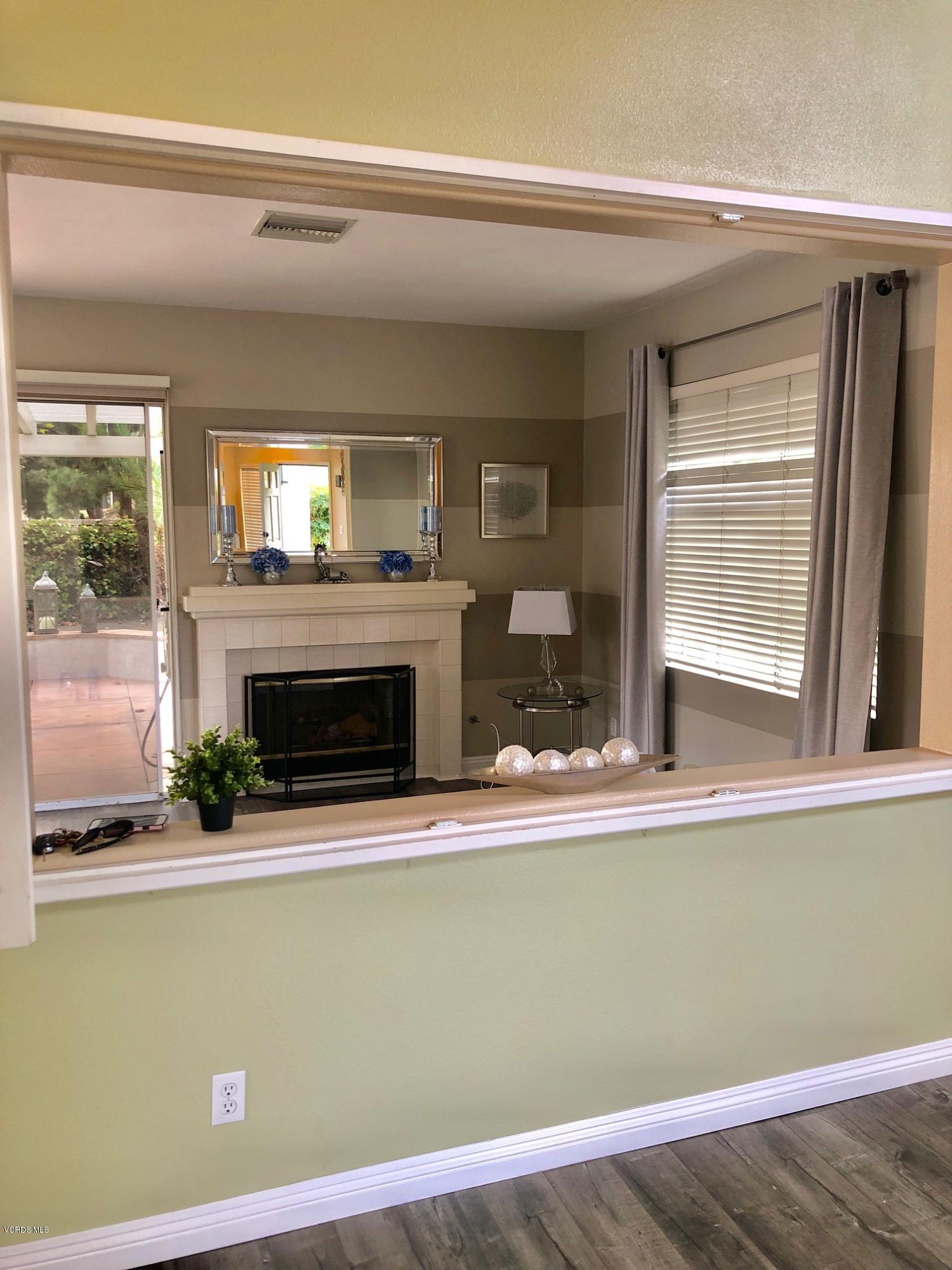 4877 Alta Colina Road Camarillo, CA 93012 - Photo 4 of 11 59132126404__40AAD9FC-6094-4153-B500-578
