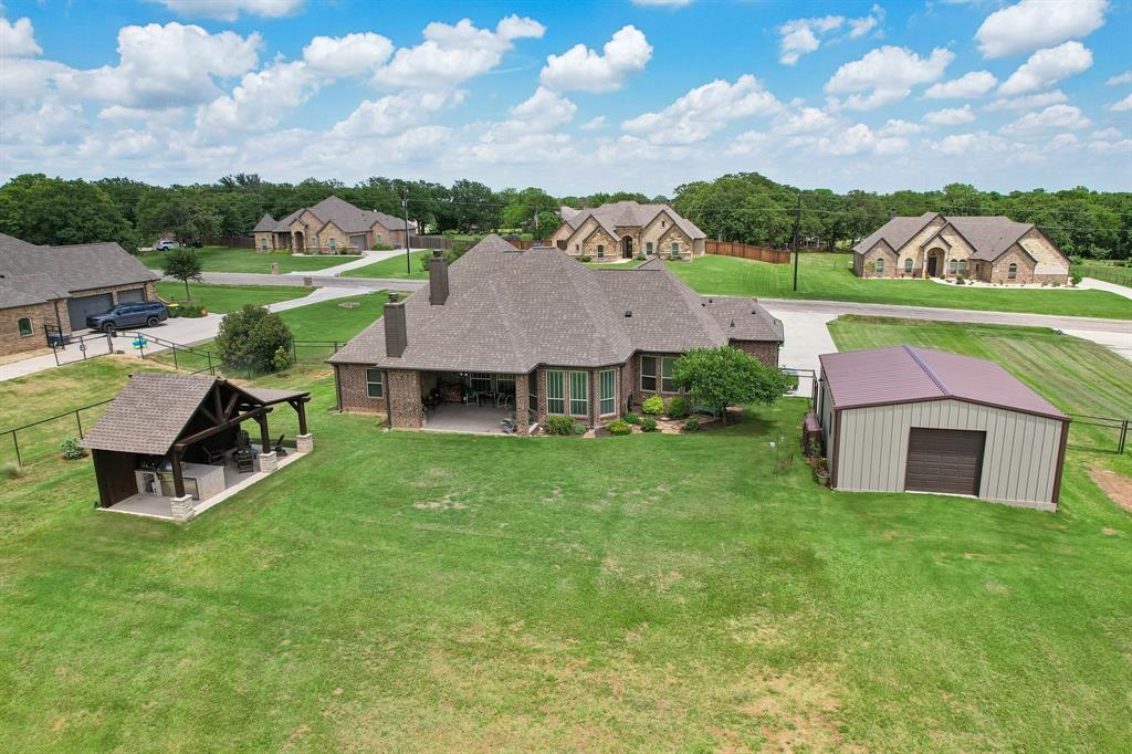 120 Wayward Wind Lane Springtown, TX 76082 - Photo 36 of 38