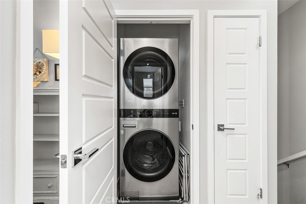 432 Broadway Drive Brea, CA 92821 - Photo 19 of 46 Upstairs Inside laundry - stackable - 3rd level