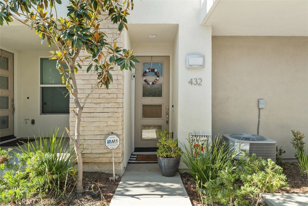 432 Broadway Drive Brea, CA 92821 - Photo 3 of 46 Extra tall door with glass inserts