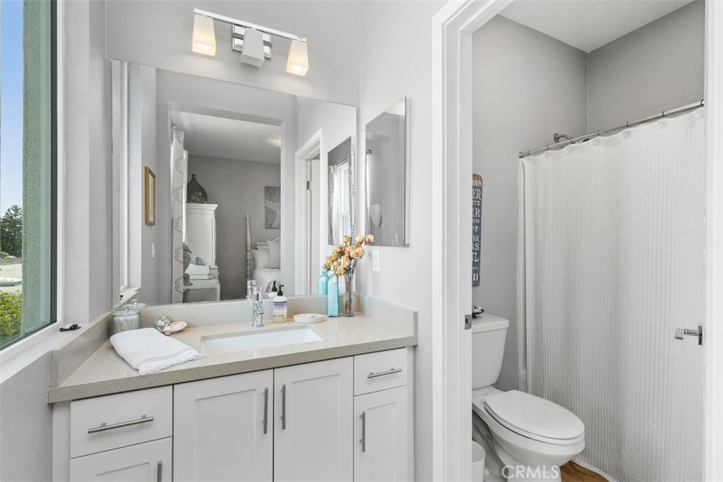 432 Broadway Drive Brea, CA 92821 - Photo 31 of 46 2nd En-Suite Bathroom