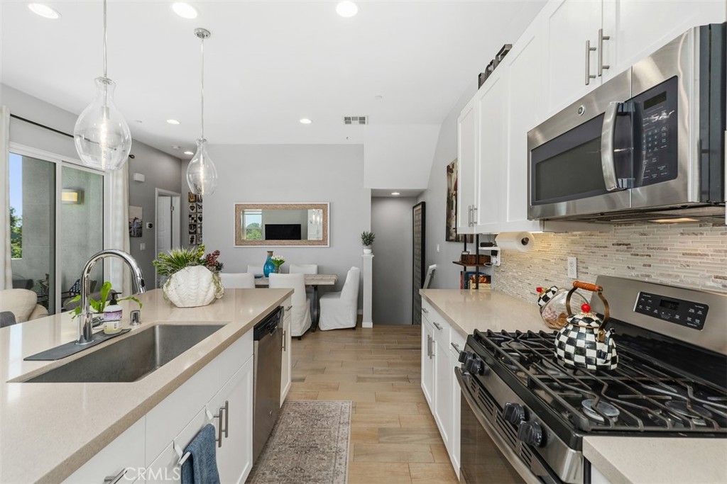 432 Broadway Drive Brea, CA 92821 - Photo 7 of 46