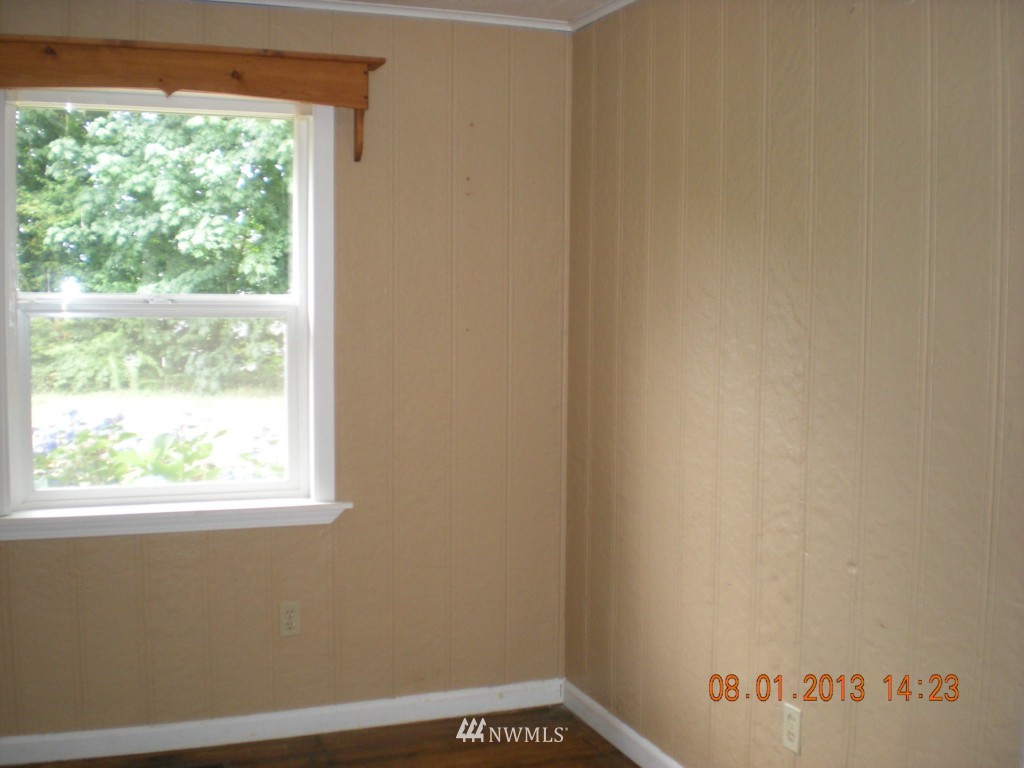 26520 Hoehn Road Sedro-Woolley, WA 98284 - Photo 4 of 6 Gallery Image 4