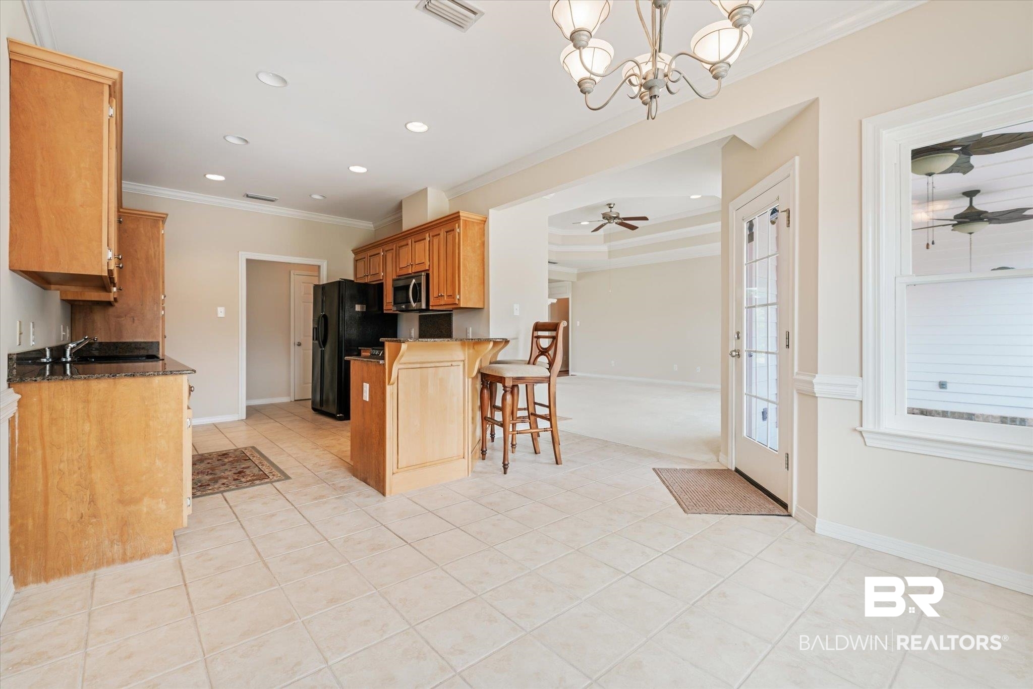 8809 Parliament Circle Daphne, AL 36526 - Photo 8 of 44 Kitchen