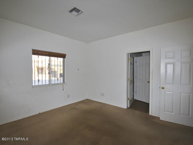 3532 South Mission Road, Unit 3 Tucson, AZ 85713 - Photo 16 of 32