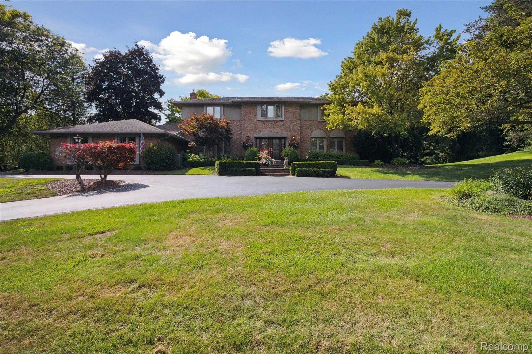 876 Northgate Road Rochester, MI 48306 - Photo 5 of 20 Gallery Image 5