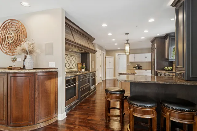 $850,000 | 4610 Forest Way Circle, Long Grove, IL 60047