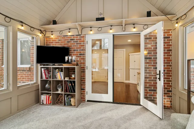 $850,000 | 4610 Forest Way Circle, Long Grove, IL 60047