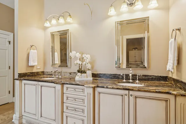 $850,000 | 4610 Forest Way Circle, Long Grove, IL 60047