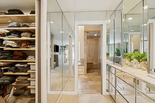 $850,000 | 4610 Forest Way Circle, Long Grove, IL 60047