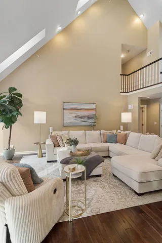 $850,000 | 4610 Forest Way Circle, Long Grove, IL 60047