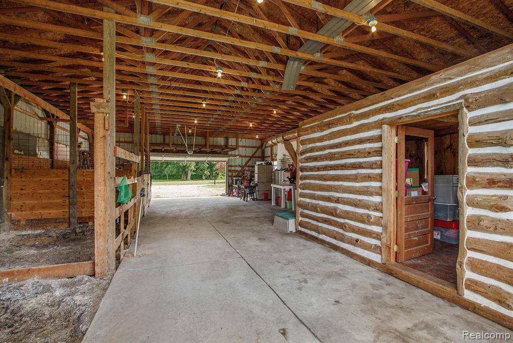 9301 Bryce Road Avoca, MI 48006 - Photo 24 of 43