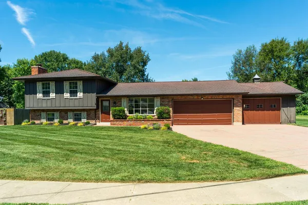 $393,900 | 5330 Sherry Lane, Fairfield, OH 45014
