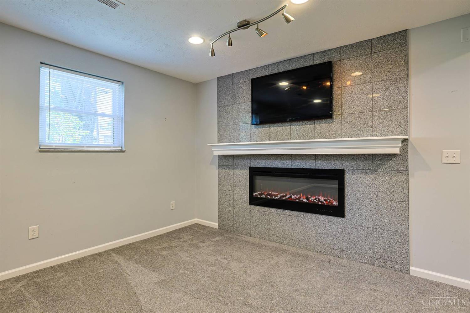 1379 Naegele Road Amelia, OH 45102 - Photo 11 of 39 Gallery Image 11