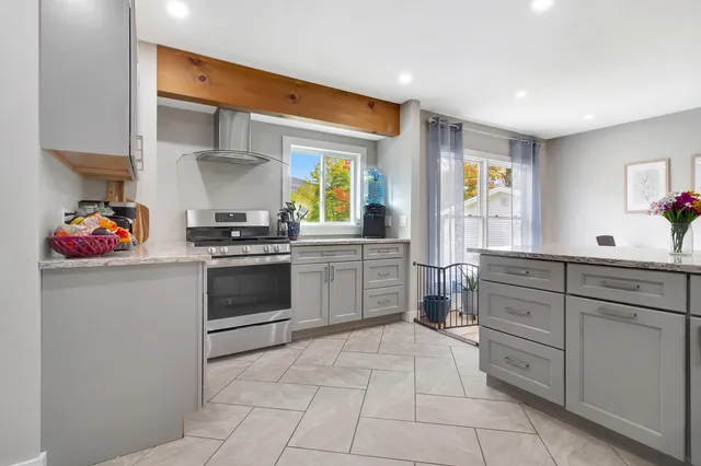 $425,000 | 470 Creek Road, Wallingford, VT 05773