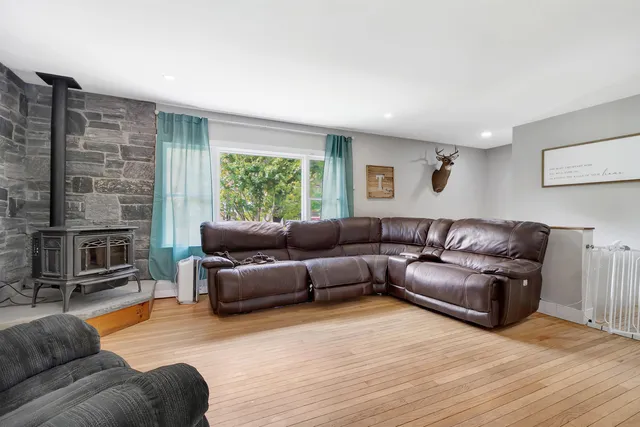 $425,000 | 470 Creek Road, Wallingford, VT 05773