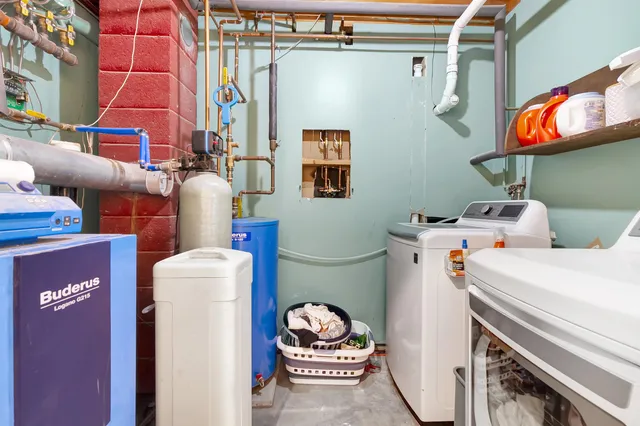 $425,000 | 470 Creek Road, Wallingford, VT 05773