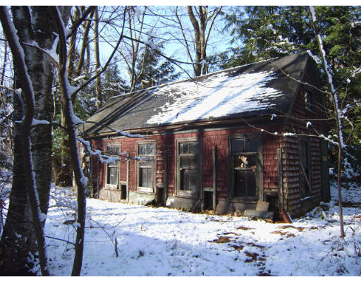 73 Dascomb Road Andover, MA 01810 - Photo 16 of 17 Gallery Image 16