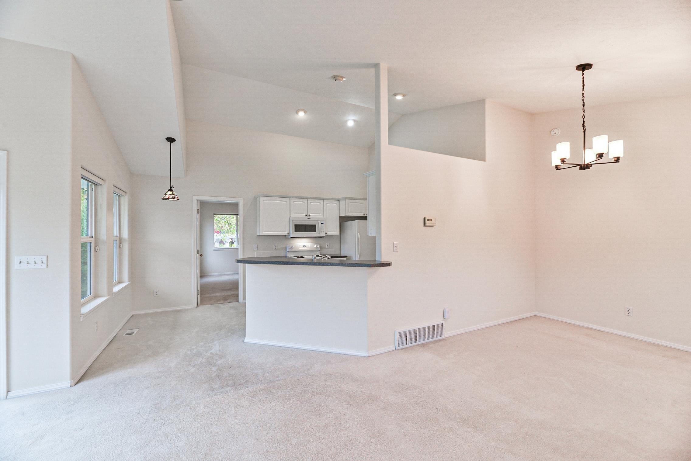 3908 South Greystone Lane Spokane, WA 99223 - Photo 4 of 31