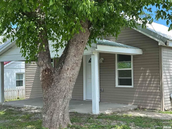 $50,000 | 329 North Broadway, Goreville, IL 62939