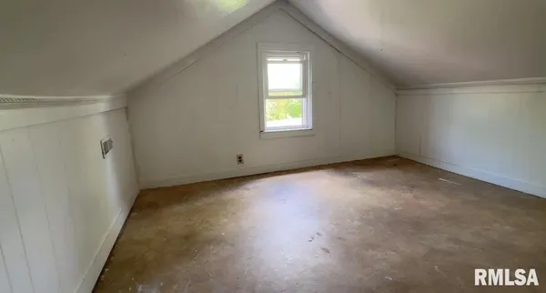 $50,000 | 329 North Broadway, Goreville, IL 62939