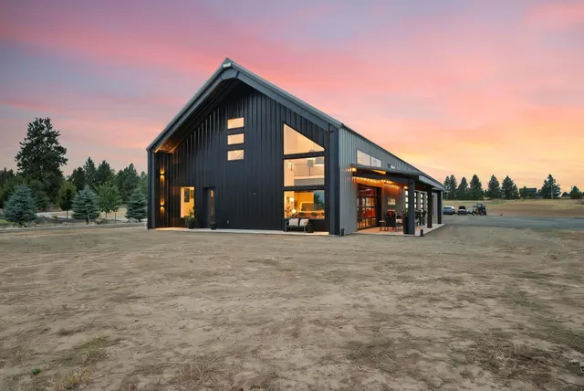 $999,999 | 618 East Washington Road, Spokane, WA 99224