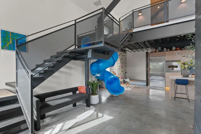 $999,999 | 618 East Washington Road, Spokane, WA 99224