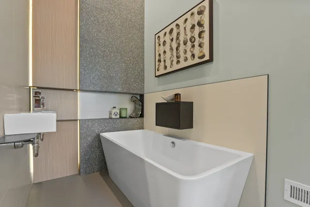 $999,999 | 618 East Washington Road, Spokane, WA 99224