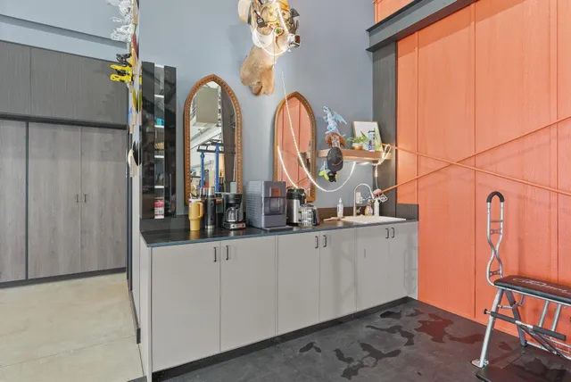 $999,999 | 618 East Washington Road, Spokane, WA 99224