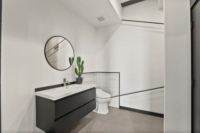 $999,999 | 618 East Washington Road, Spokane, WA 99224