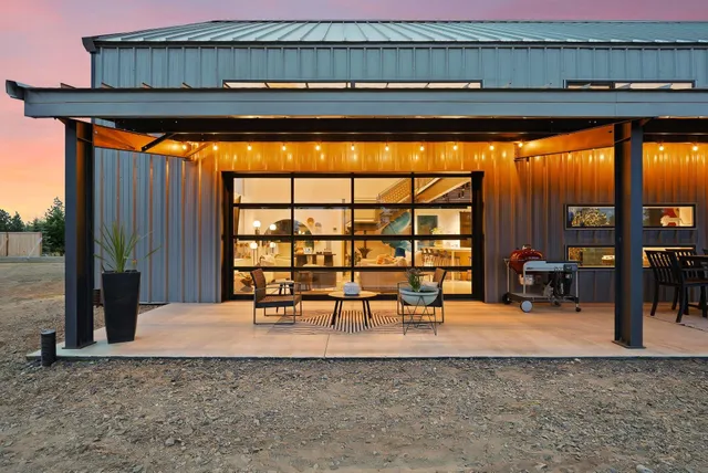 $999,999 | 618 East Washington Road, Spokane, WA 99224