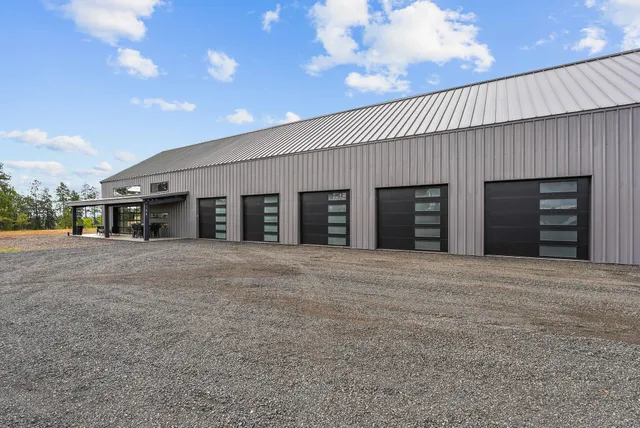 $999,999 | 618 East Washington Road, Spokane, WA 99224