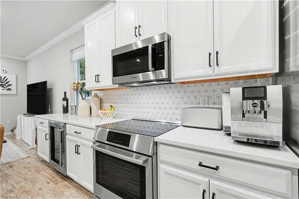 $2,950 | 4558 Arboretum Circle, Unit 104, Naples, FL 34112