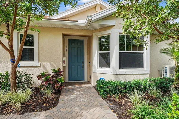 $2,950 | 4558 Arboretum Circle, Unit 104, Naples, FL 34112