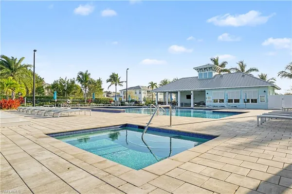 $2,950 | 4558 Arboretum Circle, Unit 104, Naples, FL 34112