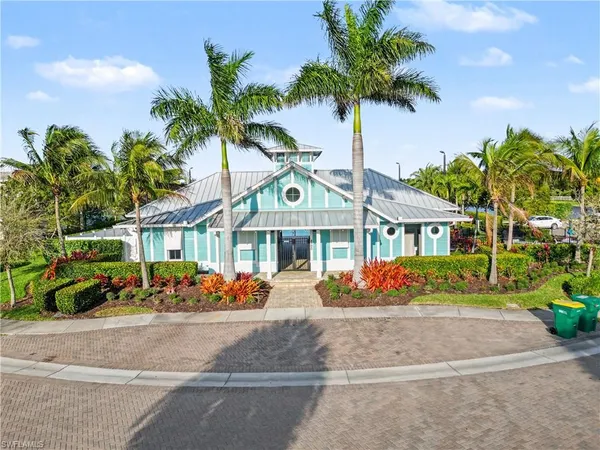 $2,950 | 4558 Arboretum Circle, Unit 104, Naples, FL 34112