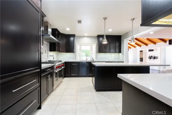 $6,000 | 10036 Andasol Avenue, Northridge, CA 91325