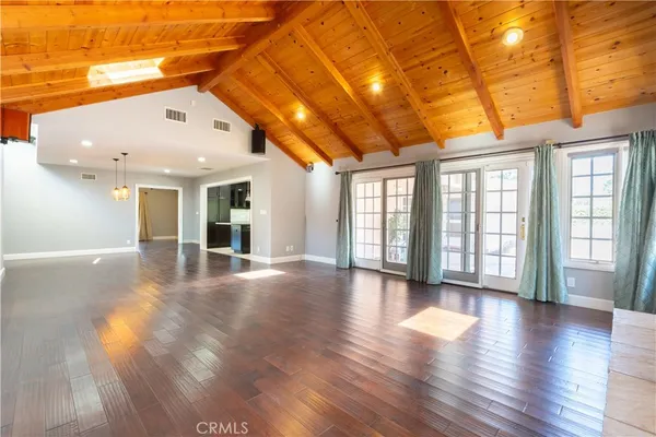 $6,000 | 10036 Andasol Avenue, Northridge, CA 91325