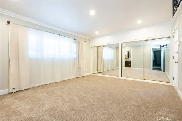 $6,000 | 10036 Andasol Avenue, Northridge, CA 91325