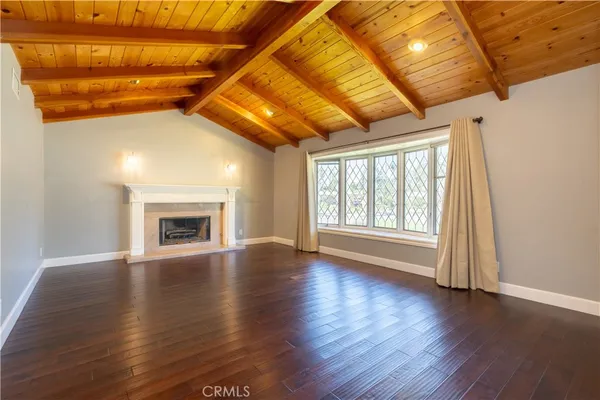 $6,000 | 10036 Andasol Avenue, Northridge, CA 91325