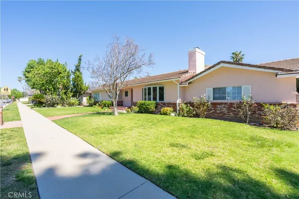 $6,000 | 10036 Andasol Avenue, Northridge, CA 91325