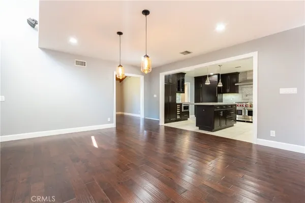 $6,000 | 10036 Andasol Avenue, Northridge, CA 91325