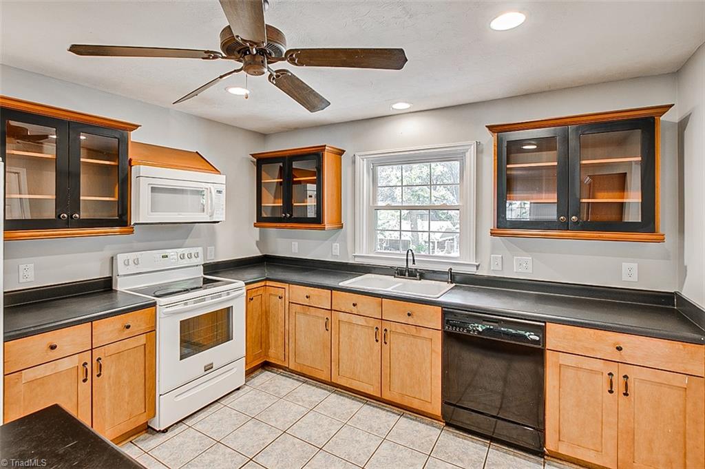 902 Redding Road Asheboro, NC 27203 - Photo 16 of 39 Gallery Image 16